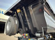 “NOVO” (NEW) – HARDOX 450 CAPACIDADE 25M3 1º E 2º EIXO ELEVÁVEIS