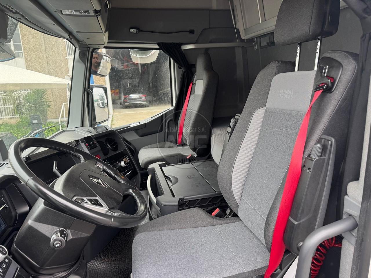 TRATOR RENAULT T480 HIGH CAB EURO6 4X2 2022 NOVO MODELO