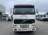 TRATOR VOLVO FH12 420 4X2 CAB. BAIXA KIT HIDRÁULICO E REDUÇÃO