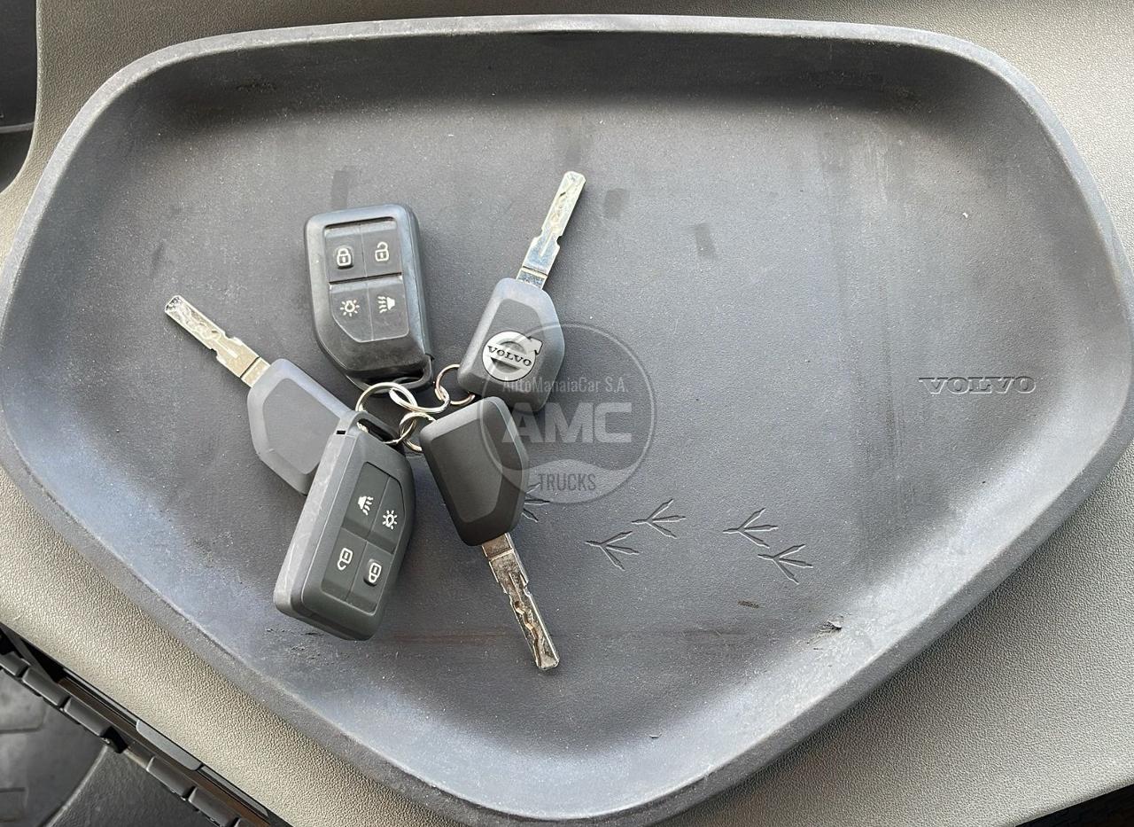 VOLVO FH13 460 EURO6 4X2 CABINE BAIXA KIT HIDRÁULICO 2017