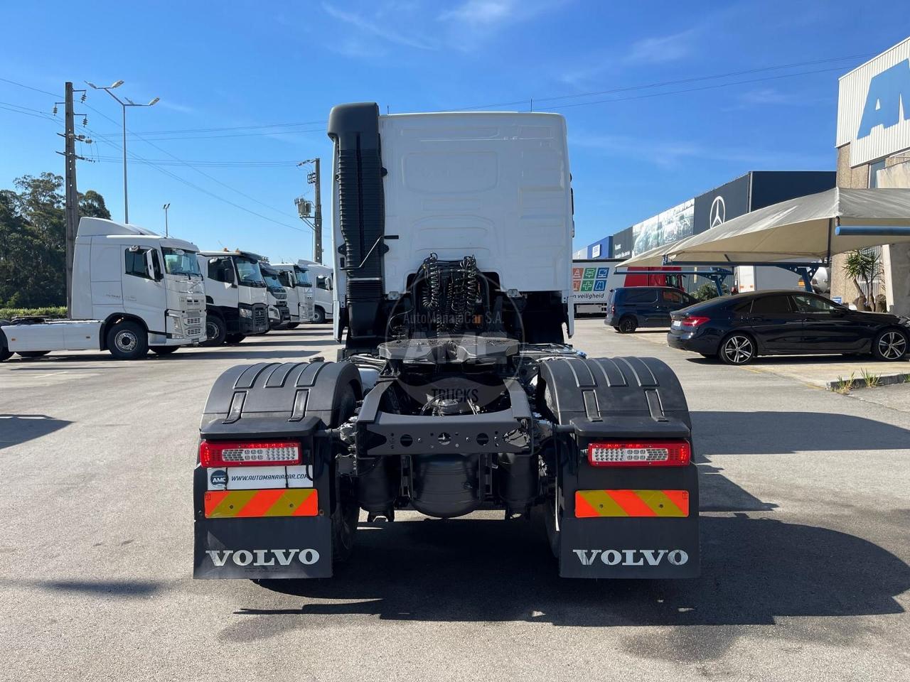 VOLVO FH13 460 EURO6 4X2 CABINE BAIXA KIT HIDRÁULICO 2017