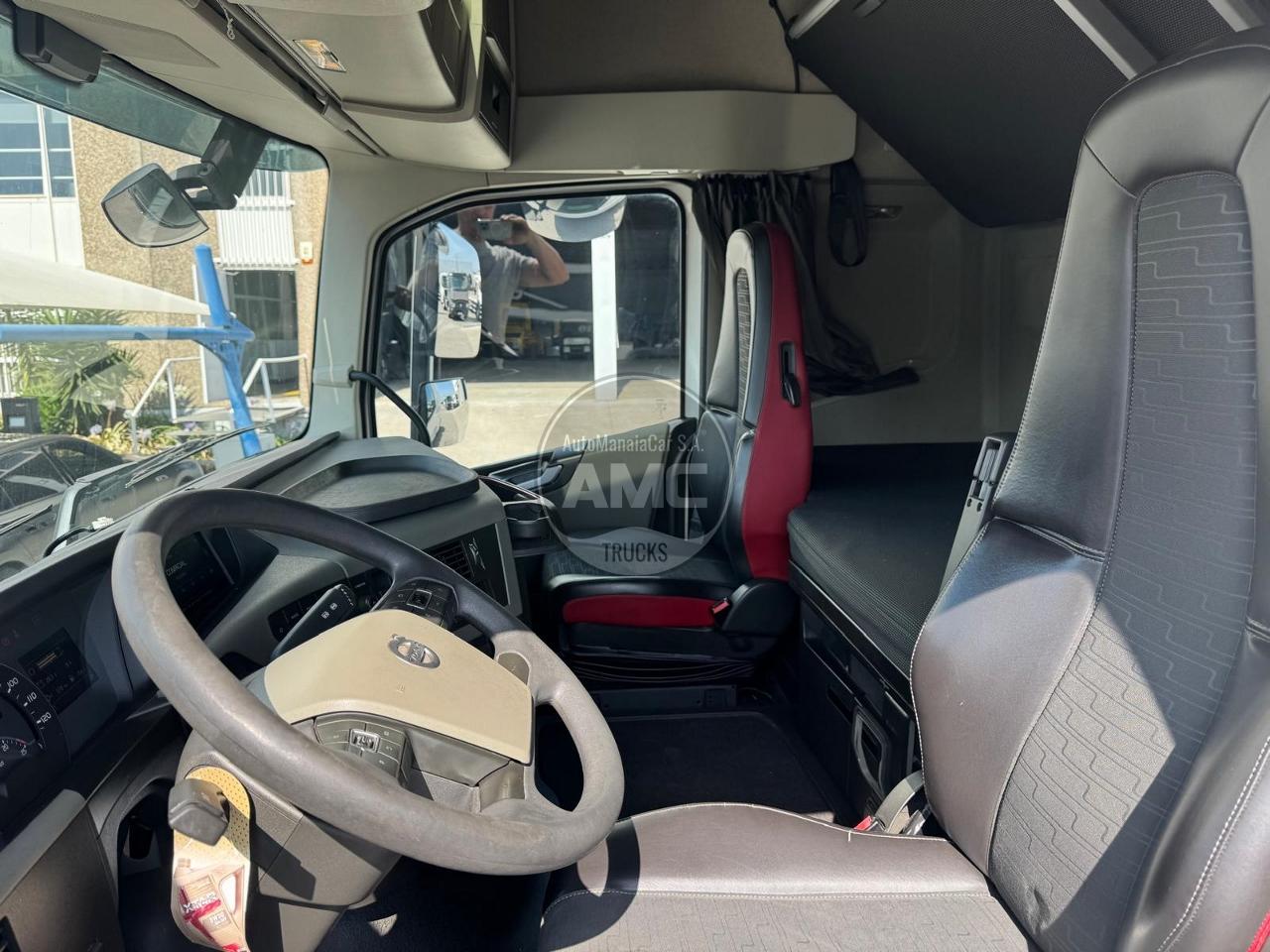 VOLVO FH4 460 E6 GLOBETROTTER 4X2 RETARDER 2015