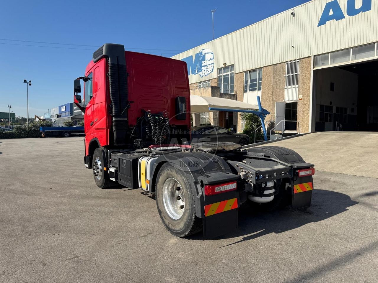 TRATOR VOLVO FH13 500 EURO6 4X2 CAB. BAIXA KIT HIDRÁULICO – 2 UNIDS