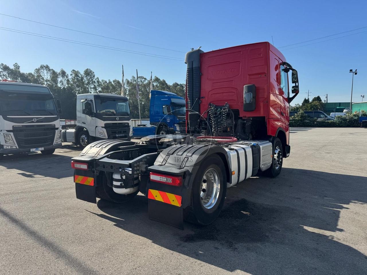 TRATOR VOLVO FH13 500 EURO6 4X2 CAB. BAIXA KIT HIDRÁULICO – 2 UNIDS