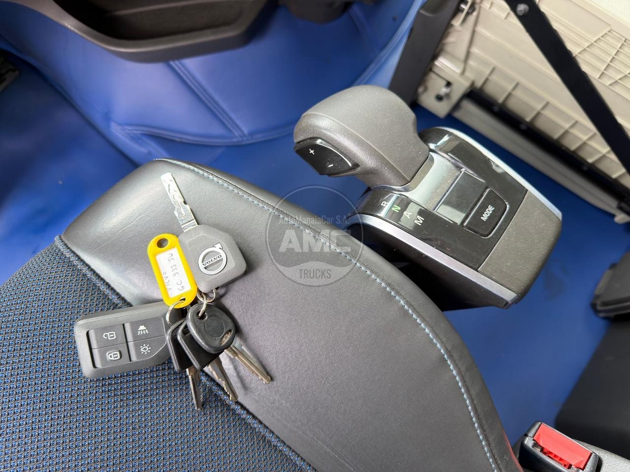 TRATOR VOLVO FH5 500 I-SAVE GLOBETROTTER 4X2 RETARDER FULL ADR (NOVO MODELO)