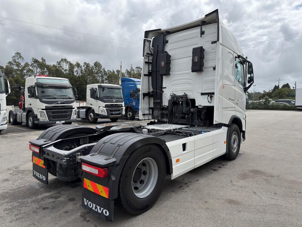 TRATOR VOLVO FH5 500 I-SAVE GLOBETROTTER 4X2 RETARDER FULL ADR (NOVO MODELO)