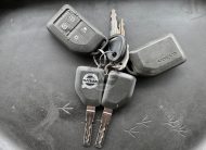 TRATOR VOLVO FH13 540 GLOBETROTTER 4X2 RETARDER COM TV