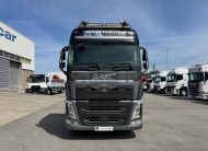 TRATOR VOLVO FH13 540 GLOBETROTTER 4X2 RETARDER COM TV