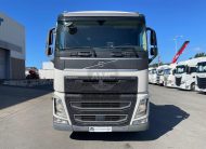 VOLVO FH13 420 EURO6 6X2 07/2016 CAB BAIXA RETARDER 7.30 X 2.50 X 0.80