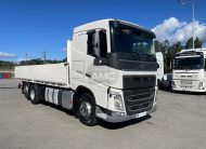 VOLVO FH13 420 EURO6 6X2 07/2016 CAB BAIXA RETARDER 7.30 X 2.50 X 0.80