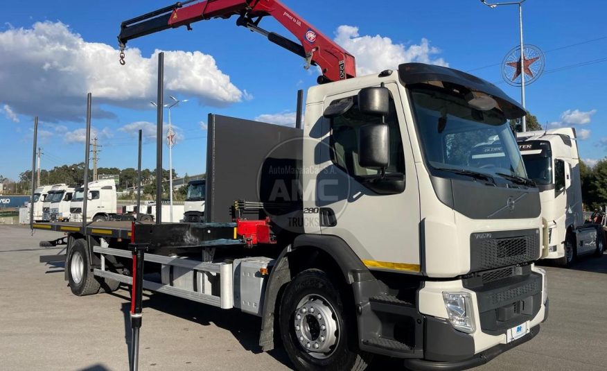 VOLVO FE 280 EURO6 4X2 19TON 2017 ESTRADO 7.5 MTS COM GRUA