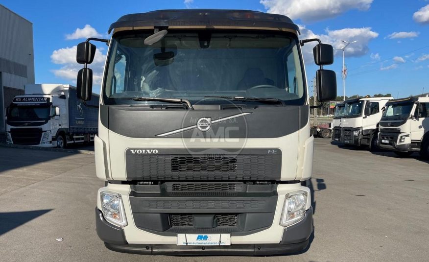 VOLVO FE 280 EURO6 4X2 19TON 2017 ESTRADO 7.5 MTS COM GRUA