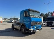 TRATOR VOLVO FH12 340 4X2 1998 CAB. BAIXA NACIONAL INSP. 07/2026