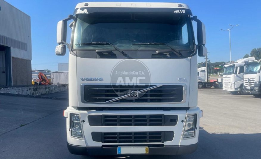 TRATOR VOLVO FH13 400 EURO4 4X2 CAB. BAIXA NACIONAL