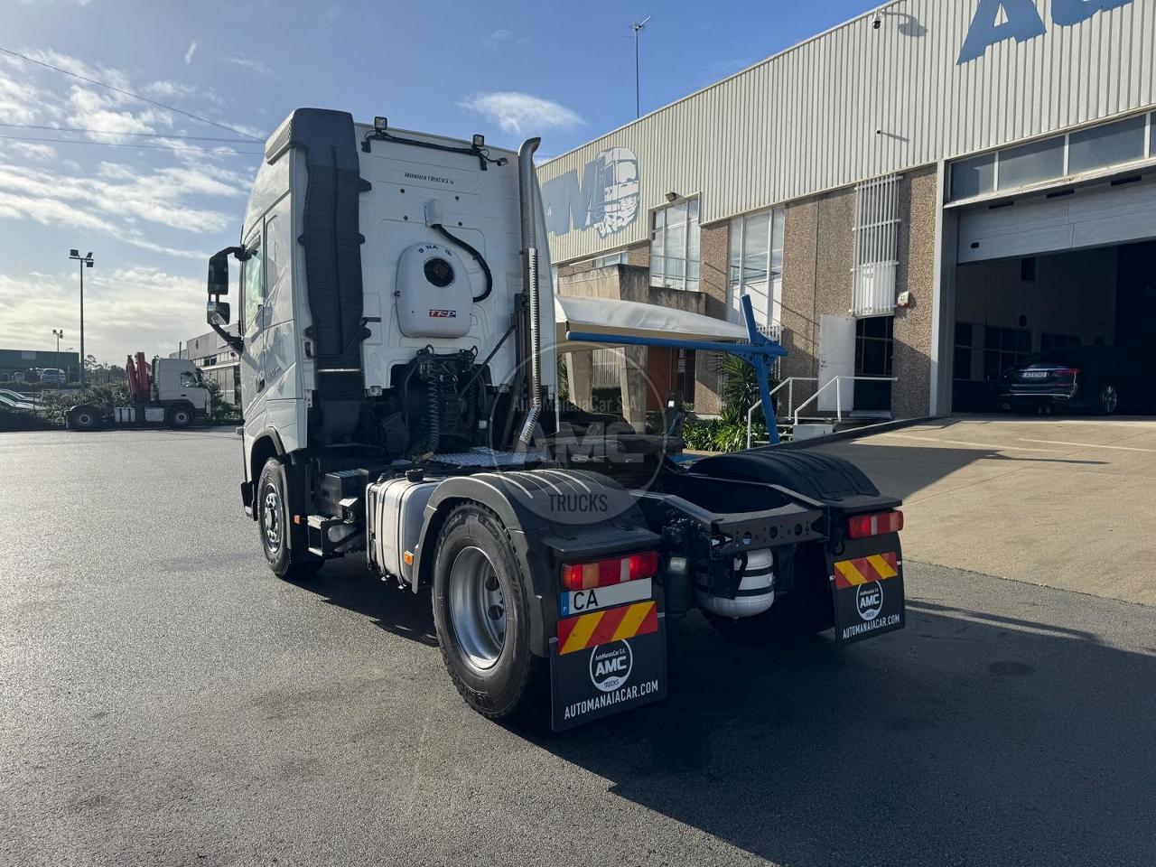 TRATOR VOLVO FH13 500 X-TRACK 4X2/4X4 GLOBETROTTER EURO6 KIT HIDRÁULICO 2018