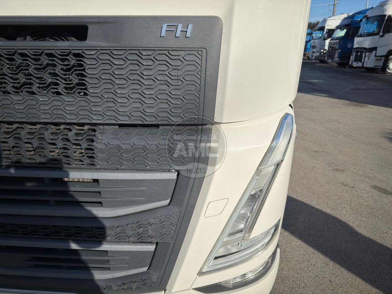 TRATOR VOLVO FH5 460 I-SAVE GLOBETROTTER 4X2 RETARDER “NOVO MODELO”