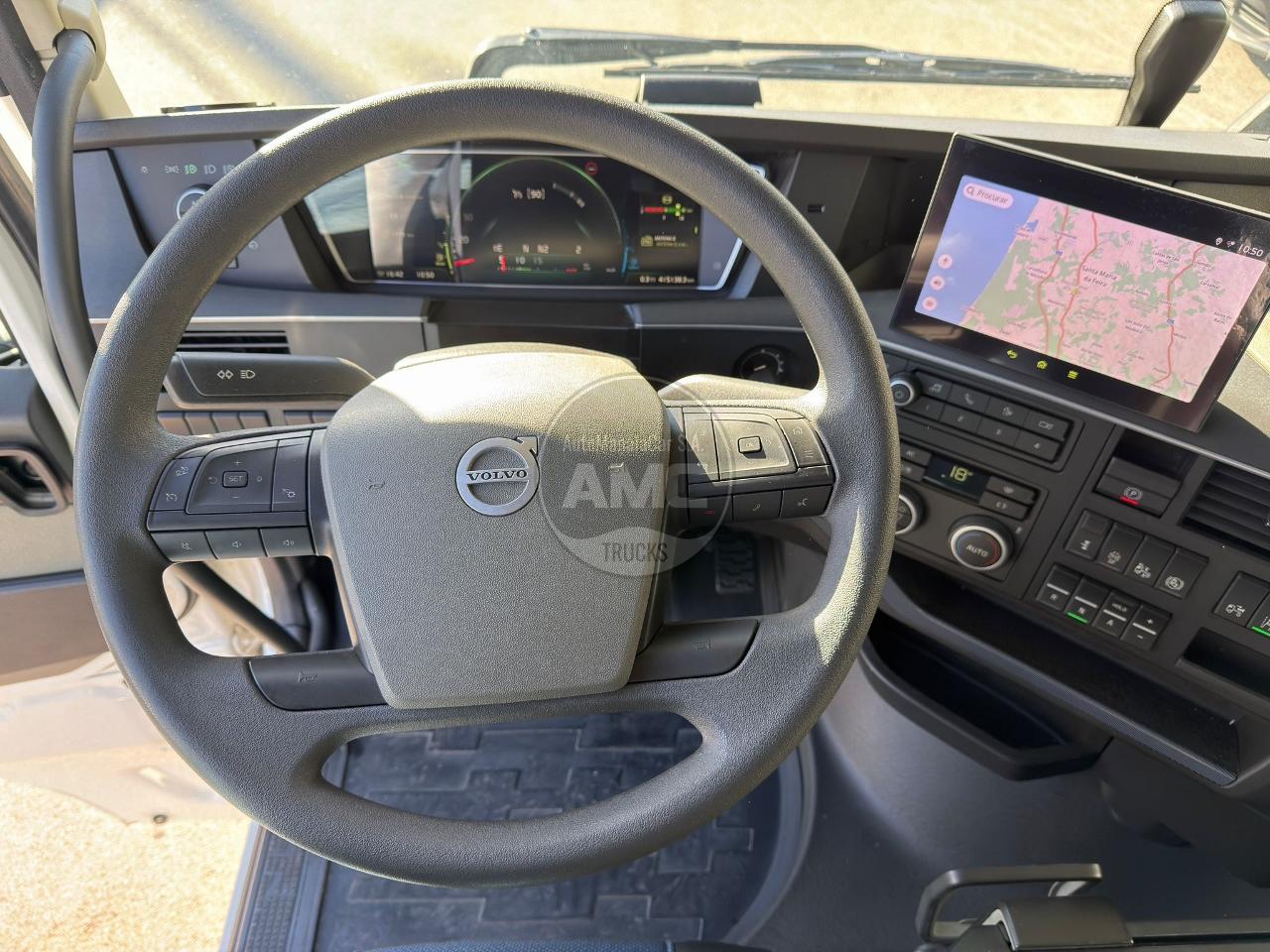 TRATOR VOLVO FH5 460 I-SAVE GLOBETROTTER 4X2 RETARDER “NOVO MODELO”