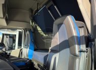 TRATOR VOLVO FH5 460 I-SAVE GLOBETROTTER 4X2 RETARDER “NOVO MODELO”