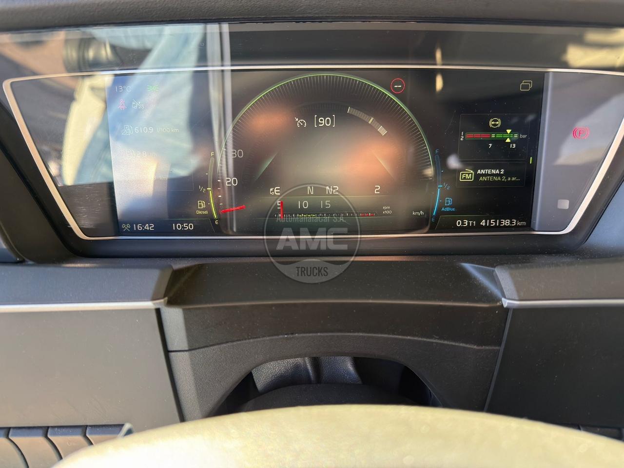 TRATOR VOLVO FH5 460 I-SAVE GLOBETROTTER 4X2 RETARDER “NOVO MODELO”