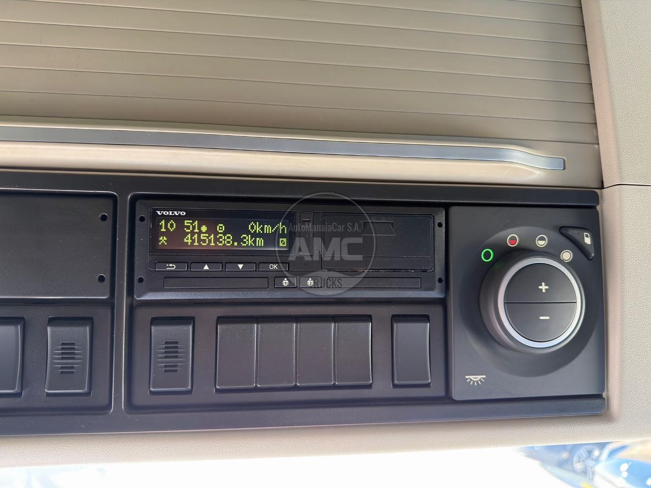 TRATOR VOLVO FH5 460 I-SAVE GLOBETROTTER 4X2 RETARDER “NOVO MODELO”