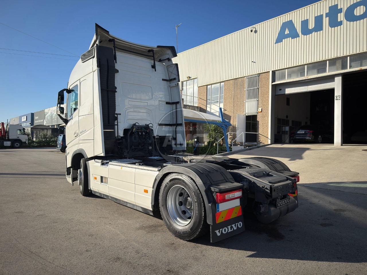 TRATOR VOLVO FH5 460 I-SAVE GLOBETROTTER 4X2 RETARDER “NOVO MODELO”