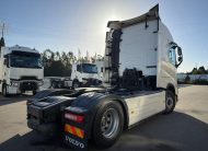 TRATOR VOLVO FH5 460 I-SAVE GLOBETROTTER 4X2 RETARDER “NOVO MODELO”