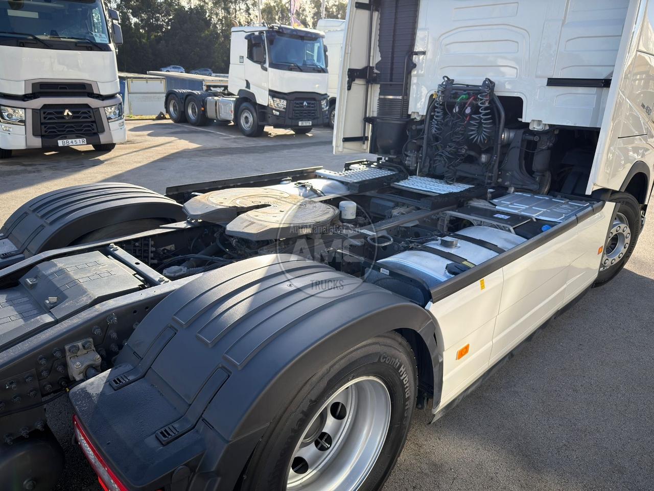 TRATOR VOLVO FH5 460 I-SAVE GLOBETROTTER 4X2 RETARDER “NOVO MODELO”