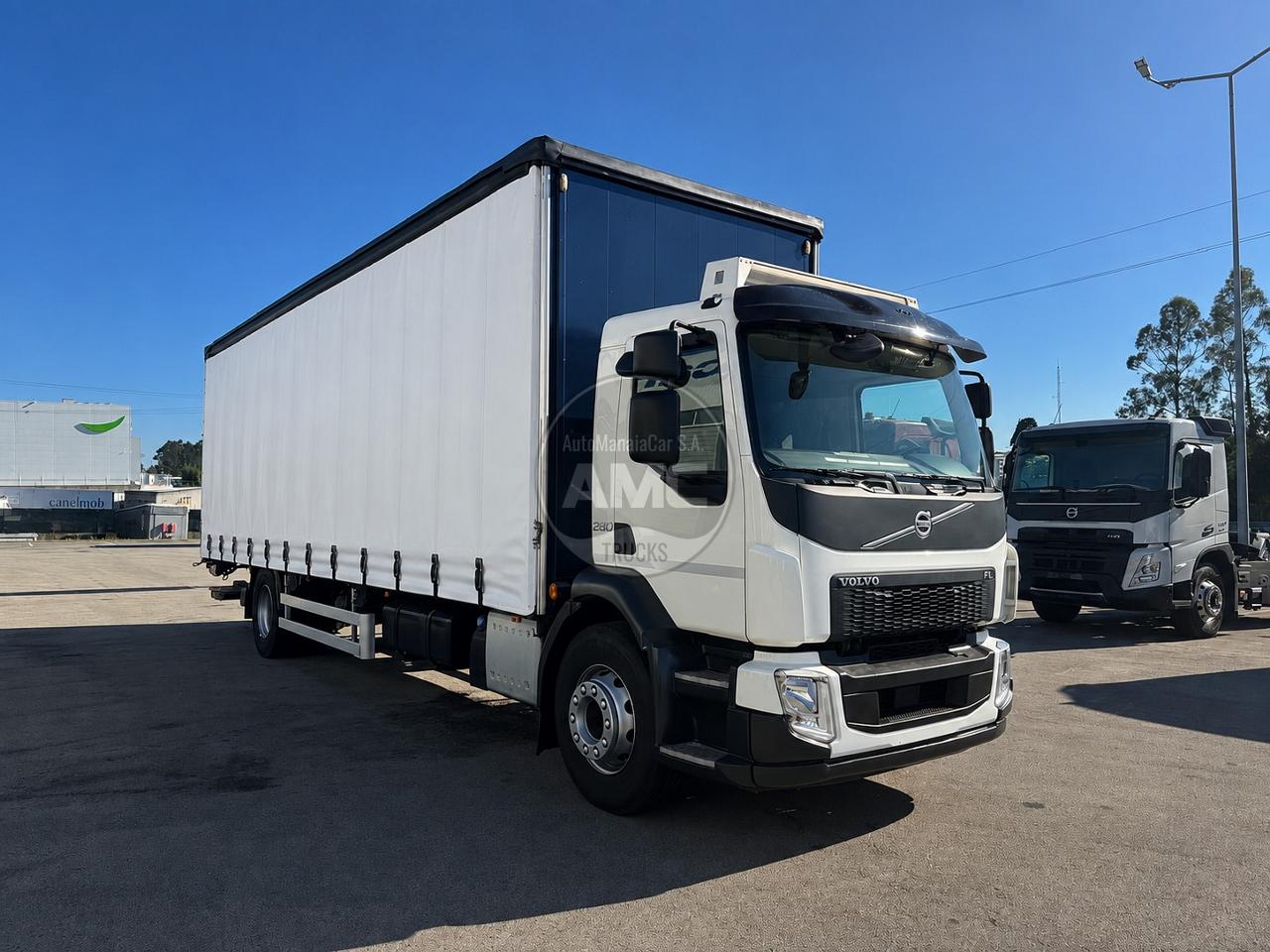 VOVLO FL280 EURO6 4X2 20/2021 117.000KM MED.CX:8.90 X 2.47 X 2.70