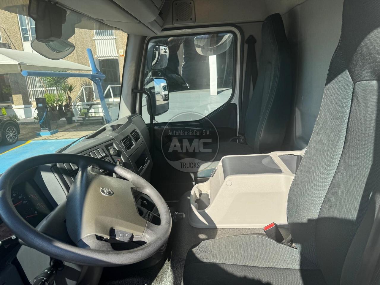 VOVLO FL280 EURO6 4X2 20/2021 117.000KM MED.CX:8.90 X 2.47 X 2.70