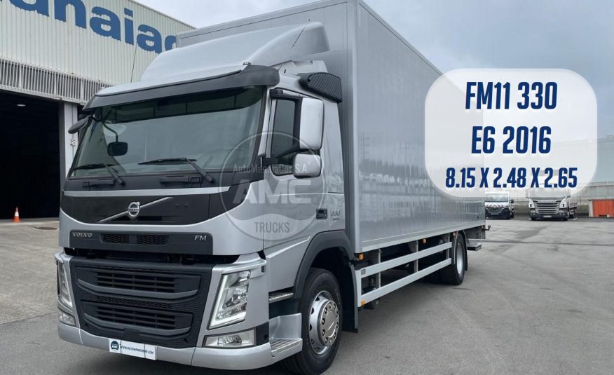 VOLVO FM11 330 EURO6 4X2 2016 CX FECHADA 8.15 X 2.48 X 2.65