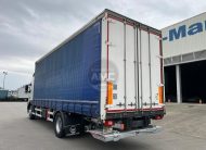 VOLVO FM11 330 EURO6 4X2 2017 COM CORTINAS E TETO DESLIZANTES 8.20 X 2.47 X 2.70