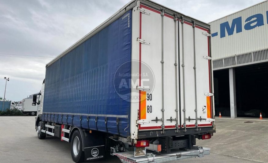 VOLVO FM11 330 EURO6 4X2 2017 COM CORTINAS E TETO DESLIZANTES 8.20 X 2.47 X 2.70