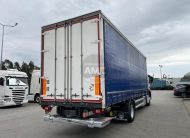 VOLVO FM11 330 EURO6 4X2 2017 COM CORTINAS E TETO DESLIZANTES 8.20 X 2.47 X 2.70