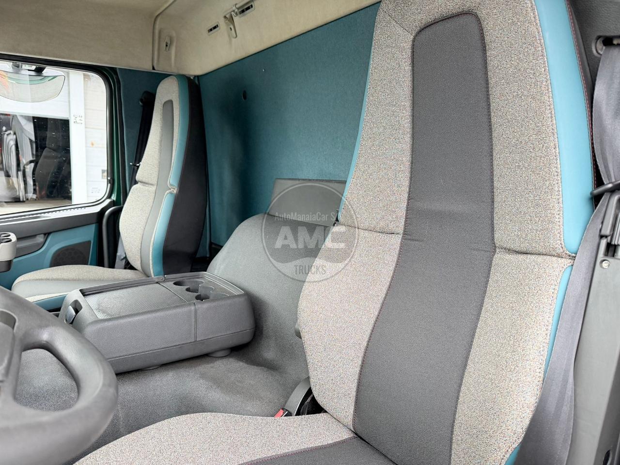 VOLVO FM11 410 EURO6 6X2 CORTINAS 11/2018 COM HISTÓRICO MANUTENÇÃO NA MARCA