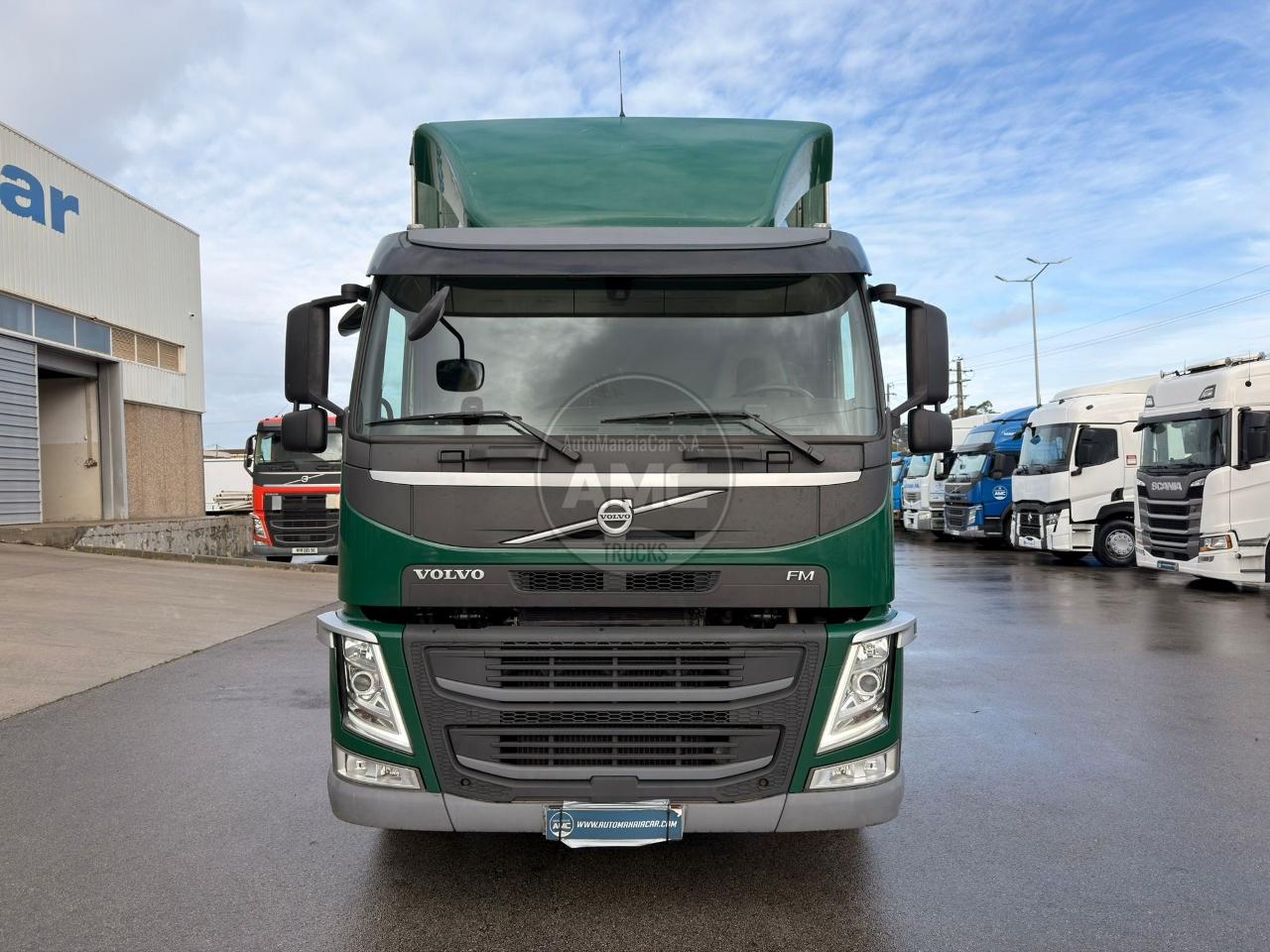 VOLVO FM11 410 EURO6 6X2 CORTINAS 11/2018 COM HISTÓRICO MANUTENÇÃO NA MARCA
