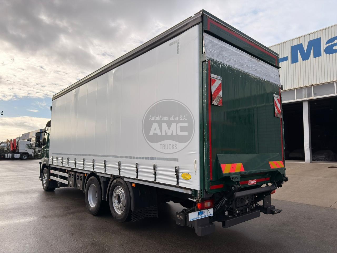 VOLVO FM11 410 EURO6 6X2 CORTINAS 11/2018 COM HISTÓRICO MANUTENÇÃO NA MARCA