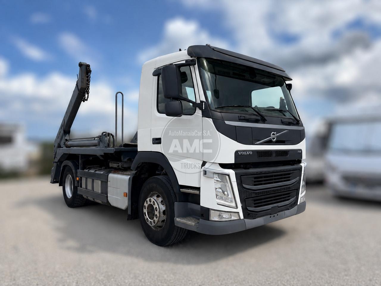 VOLVO FM11 450 MULTIBENNE 4X2 CABINE BAIXA 2016