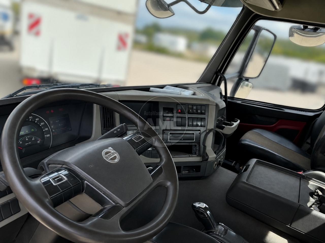 VOLVO FM11 450 MULTIBENNE 4X2 CABINE BAIXA 2016