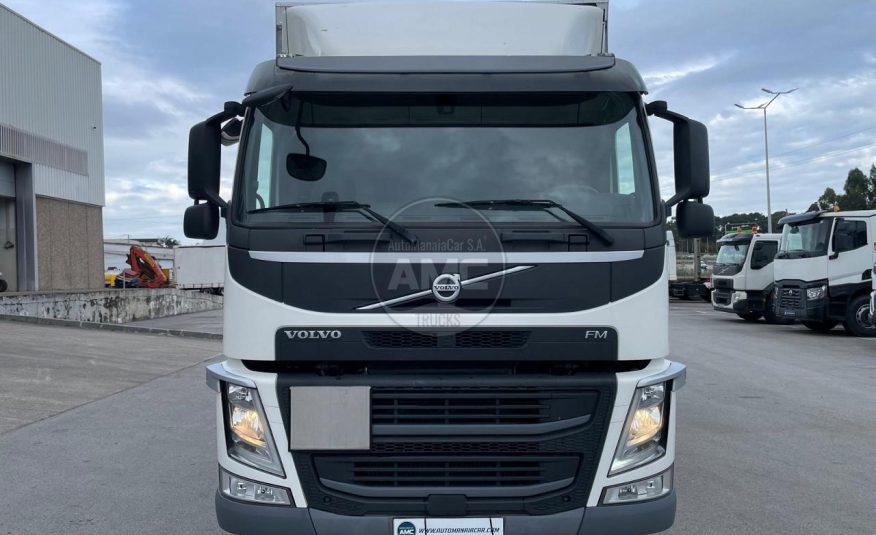 VOLVO FM13 420 EURO6 6X2 CORTINAS E TETO DESLIZANTES 2017 359.000 KM