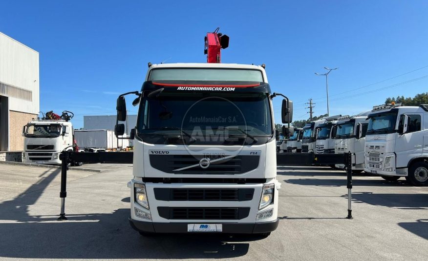 TRATOR VOLVO FM13 460 4X2 RETARDER COM GRUA FASSI