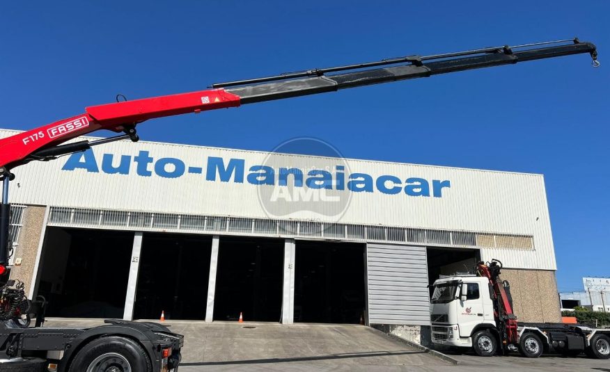 TRATOR VOLVO FM13 460 4X2 RETARDER COM GRUA FASSI