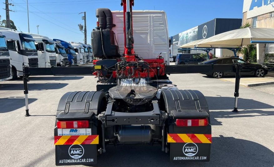 TRATOR VOLVO FM13 460 4X2 RETARDER COM GRUA FASSI