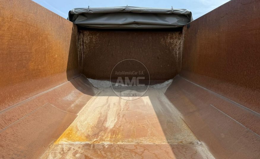 VOLVO FMX13 540 E6 8X4 BASCULANTE 2017 161.000 KM