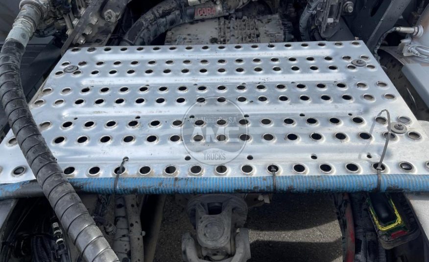 VOLVO FMX13 460 EURO6 4X4 COM REDUÇÃO E KIT HIDRÁULICO 2017