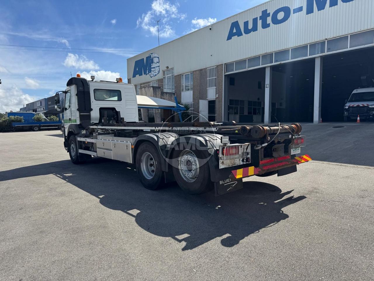 VOLVO FMX13 500 EURO6 6X2 2018 SISTEMA DE CABOS PORTA CONTENTORES CAP: 25 TON