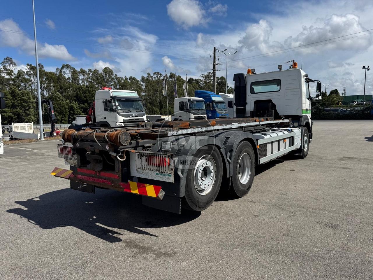 VOLVO FMX13 500 EURO6 6X2 2018 SISTEMA DE CABOS PORTA CONTENTORES CAP: 25 TON