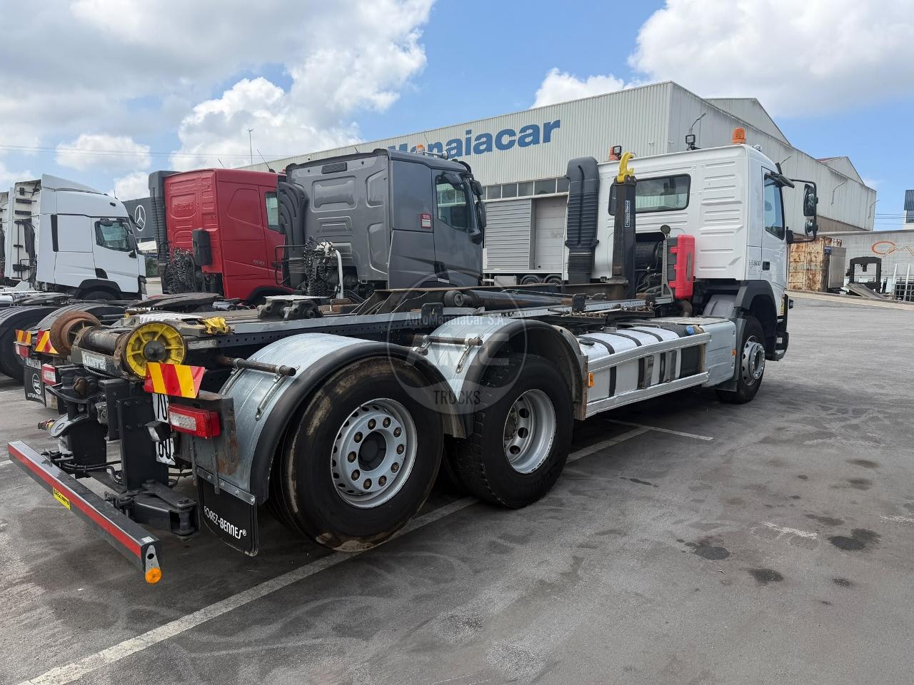 VOLVO FMX13 500 E6 6X2 2017 AMPLIROLL RETARDER CABINE BAIXA