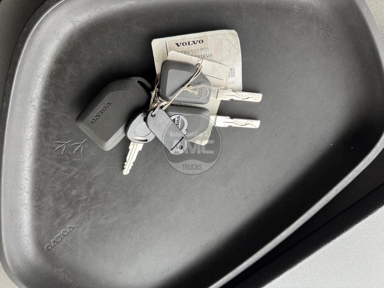 TRATOR VOLVO FH13 540 EURO6 4X2 RETARDER KIT HIDRÁULICO CAB. BAIXA