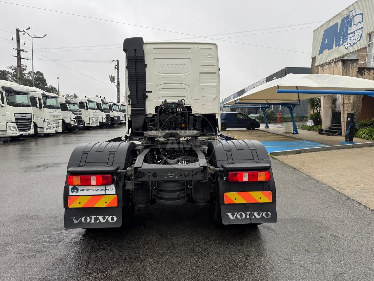 TRATOR VOLVO FH13 540 EURO6 4X2 RETARDER KIT HIDRÁULICO CAB. BAIXA