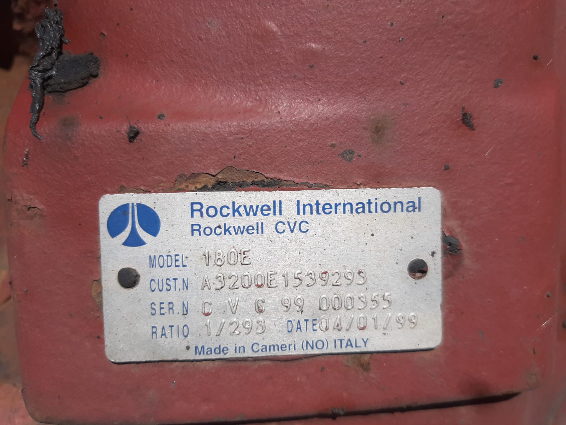 EIXO COMPLETO DE TRATOR IVECO EUROSTAR DIFERENCIAL 180E CVC99000355 RATIO 1/293